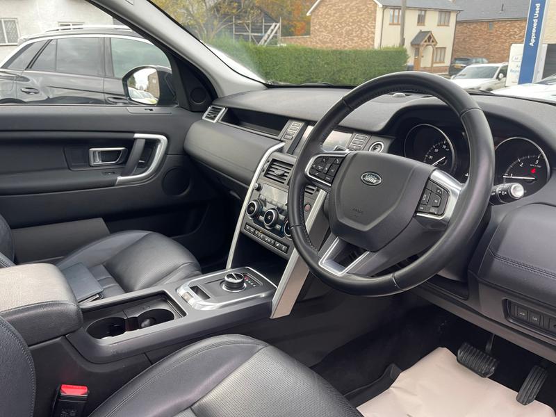 Used Land Rover Discovery Sport 2017 for sale - 76545364: Photo 7