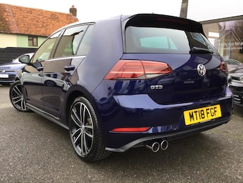 Used Volkswagen Golf 2018 for sale - 76692954: Photo