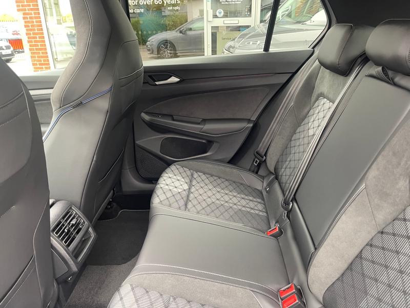 Used Volkswagen Golf 2025 for sale - 76277184: Photo 5