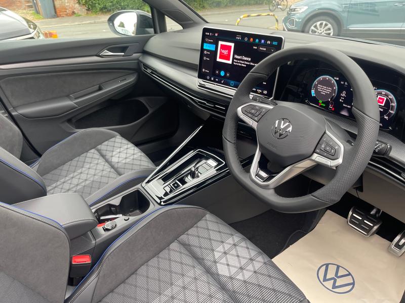 Used Volkswagen Golf 2025 for sale - 76277184: Photo 6