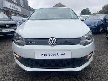 Used Volkswagen Polo 2016 for sale - 76277339: Photo