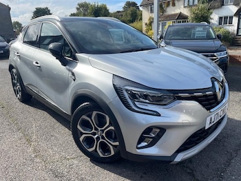 Used Renault Captur 2021 for sale - 76277208: Photo