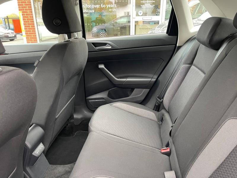 Used Volkswagen Polo 2024 for sale - 76508271: Photo 10