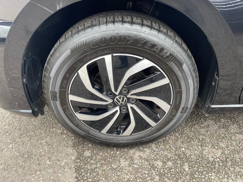 Used Volkswagen Polo 2024 for sale - 76508271: Photo 2