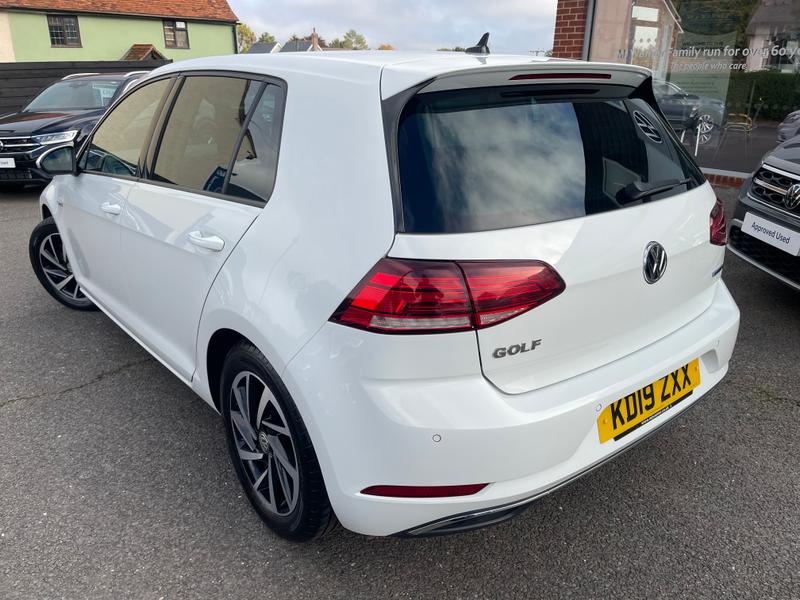 Used Volkswagen Golf 2019 for sale - 76286918: Photo 2