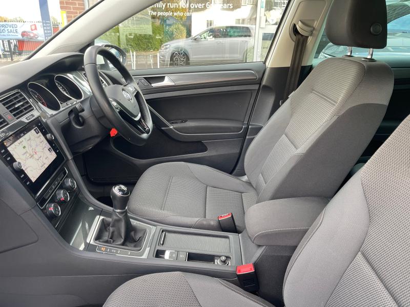 Used Volkswagen Golf 2019 for sale - 76286918: Photo 6