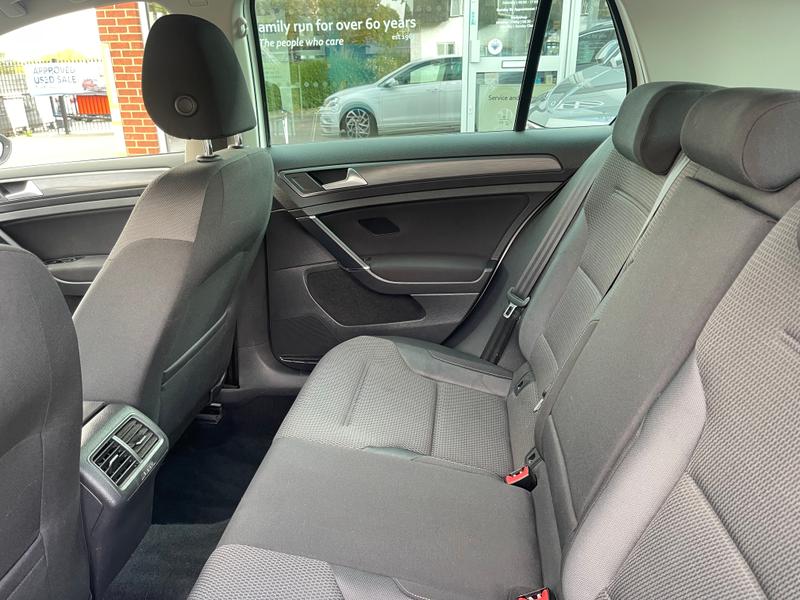 Used Volkswagen Golf 2019 for sale - 76286918: Photo 7