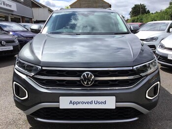 Used Volkswagen T-Roc 2023 for sale - 76277314: Photo