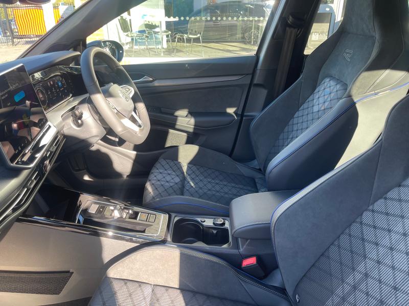 Used Volkswagen Golf 2025 for sale - 76277325: Photo 10