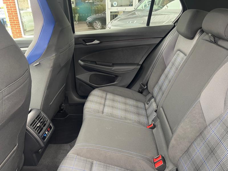 Used Volkswagen Golf 2025 for sale - 76350439: Photo 12