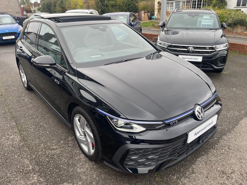 Used Volkswagen Golf 2025 for sale - 76350439: Photo 19