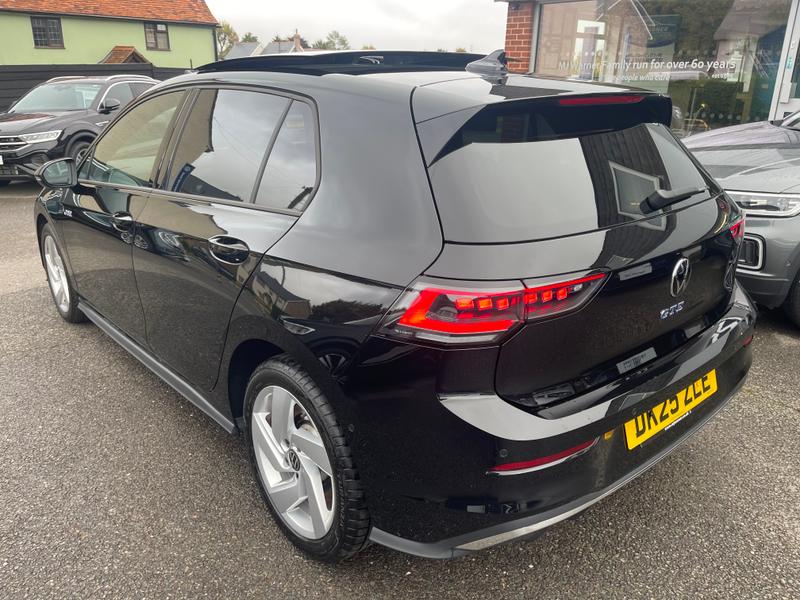 Used Volkswagen Golf 2025 for sale - 76350439: Photo 9