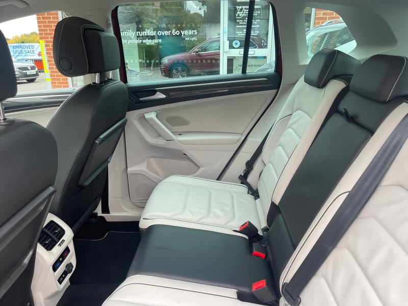 Used Volkswagen Tiguan 2018 for sale - 76277195: Photo 8