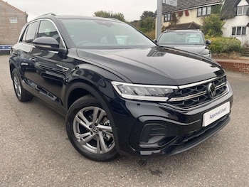 Used Volkswagen T-Roc 2025 for sale - 76277160: Photo