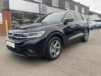 Used Volkswagen T-Roc 2025 for sale - 76277160: Photo