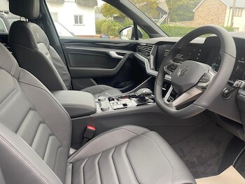 Used Volkswagen Touareg 2025 for sale - 76277196: Photo