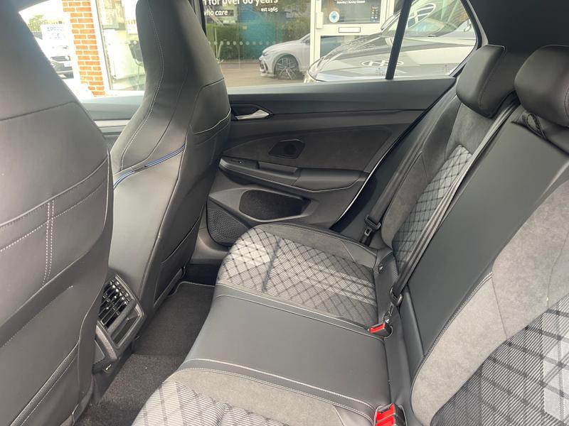 Used Volkswagen Golf 2025 for sale - 76277199: Photo 9
