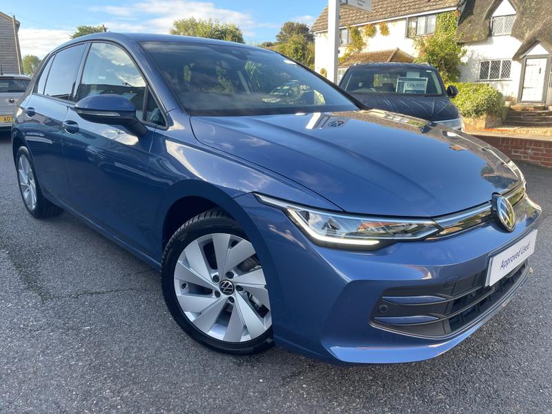 Used Volkswagen Golf 2024 for sale - 76277235: Photo 1