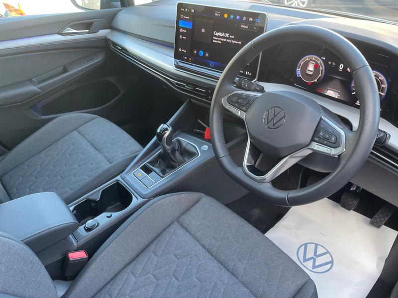 Used Volkswagen Golf 2024 for sale - 76277235: Photo 3