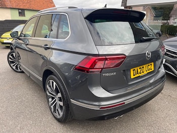 Used Volkswagen Tiguan 2020 for sale - 76277191: Photo