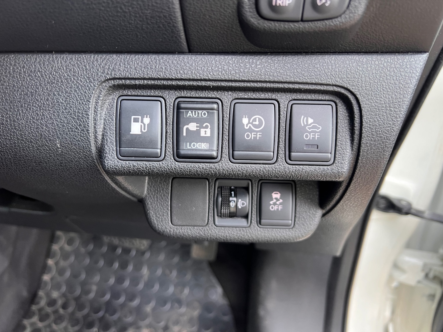 Used Nissan Leaf 2015 for sale - 77031796: Photo 10