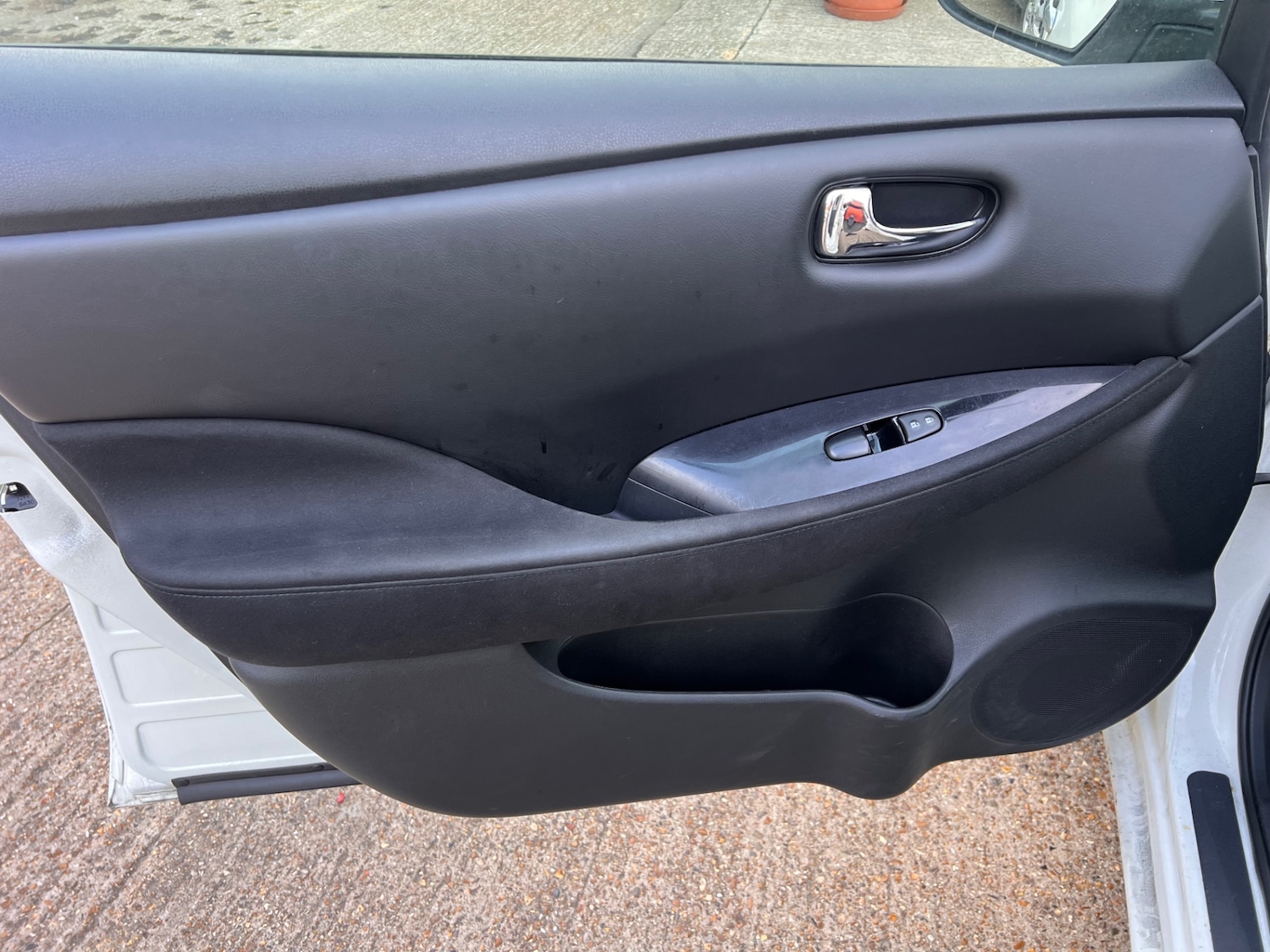 Used Nissan Leaf 2015 for sale - 77031796: Photo 17