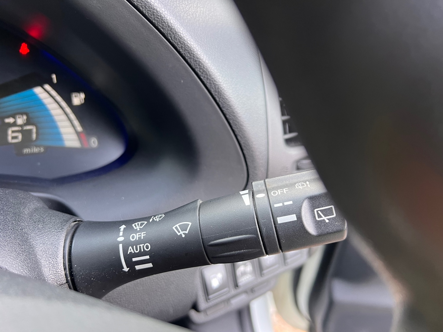 Used Nissan Leaf 2015 for sale - 77031796: Photo 24