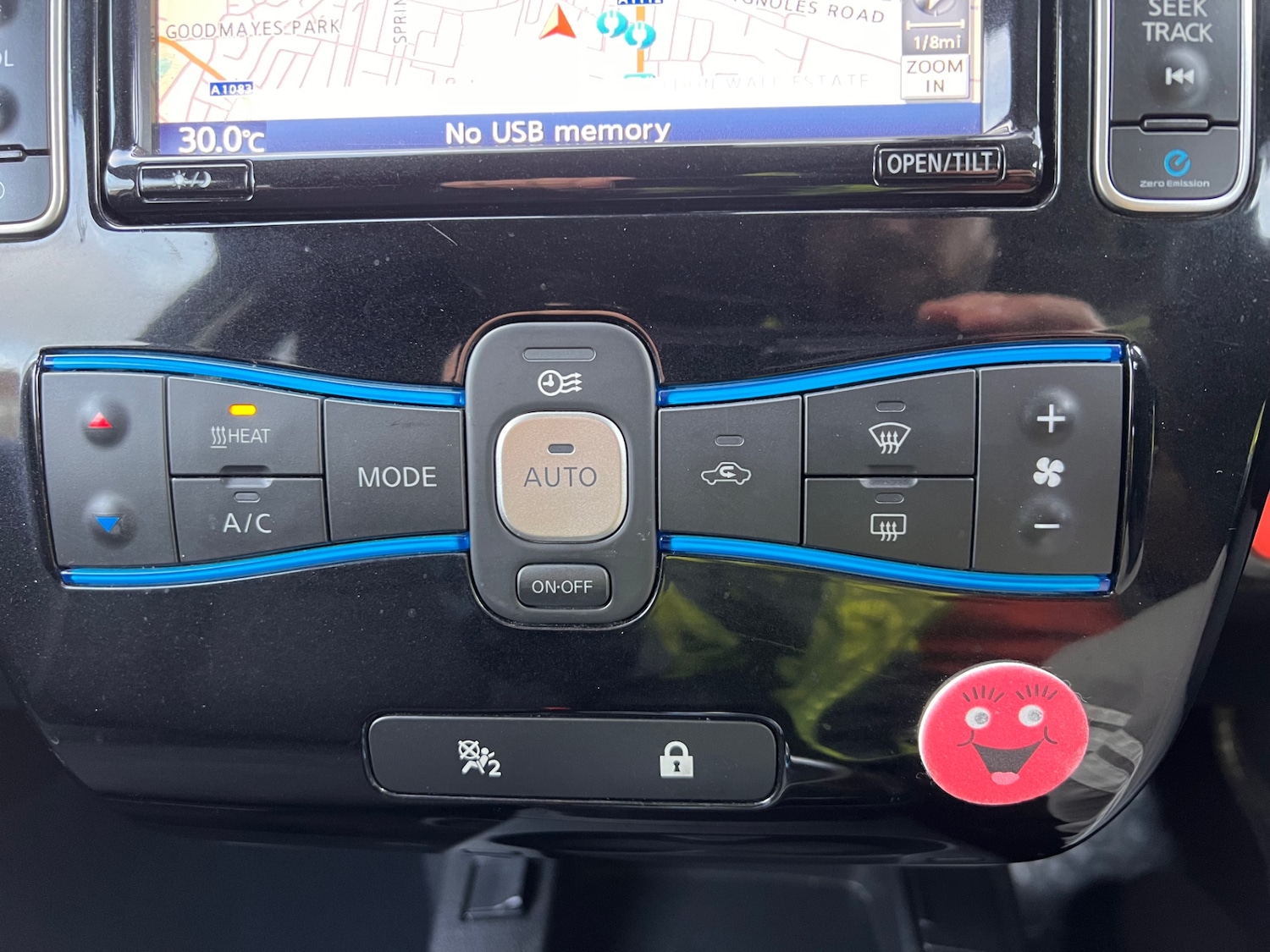 Used Nissan Leaf 2015 for sale - 77031796: Photo 29