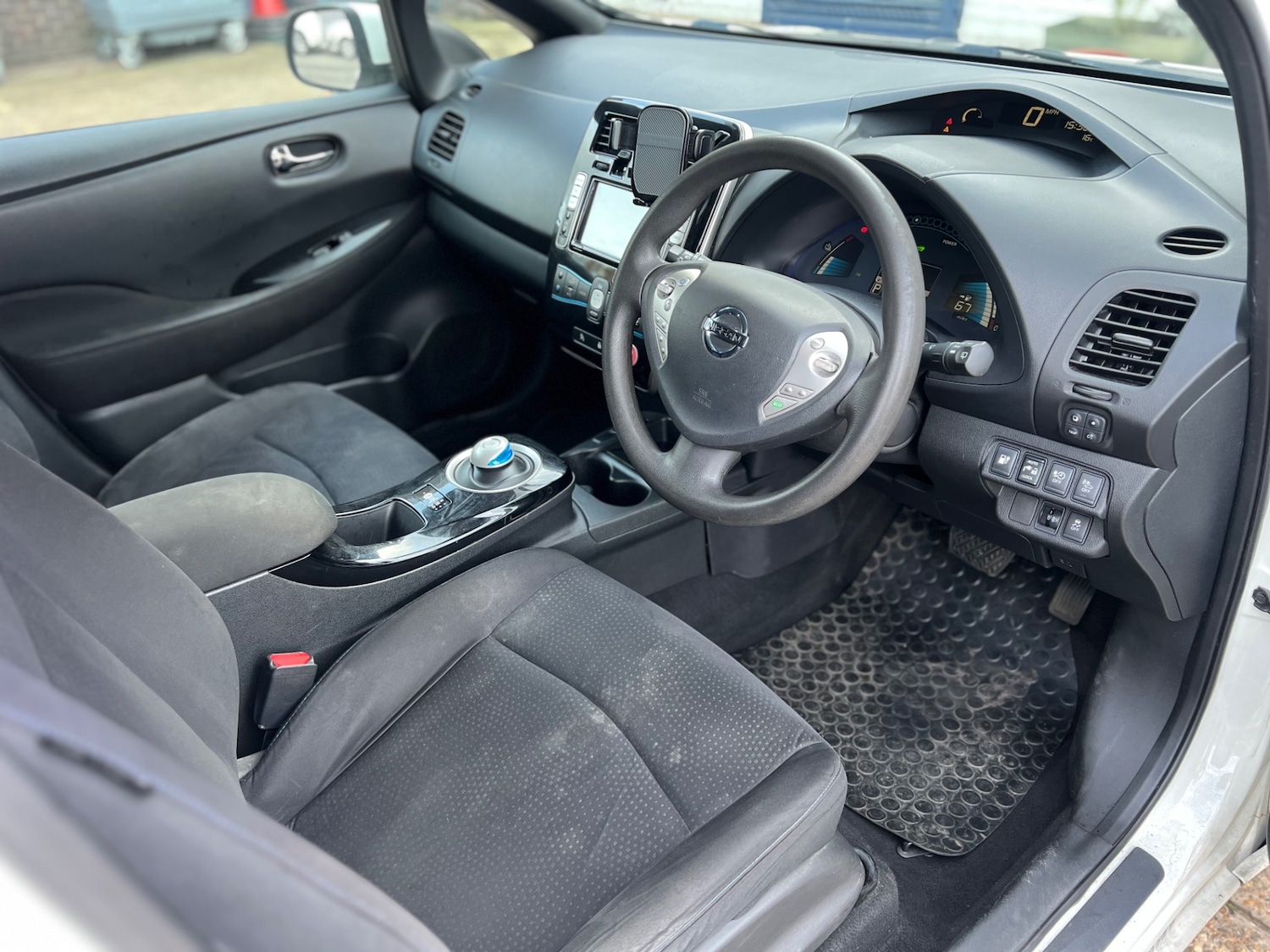 Used Nissan Leaf 2015 for sale - 77031796: Photo 7