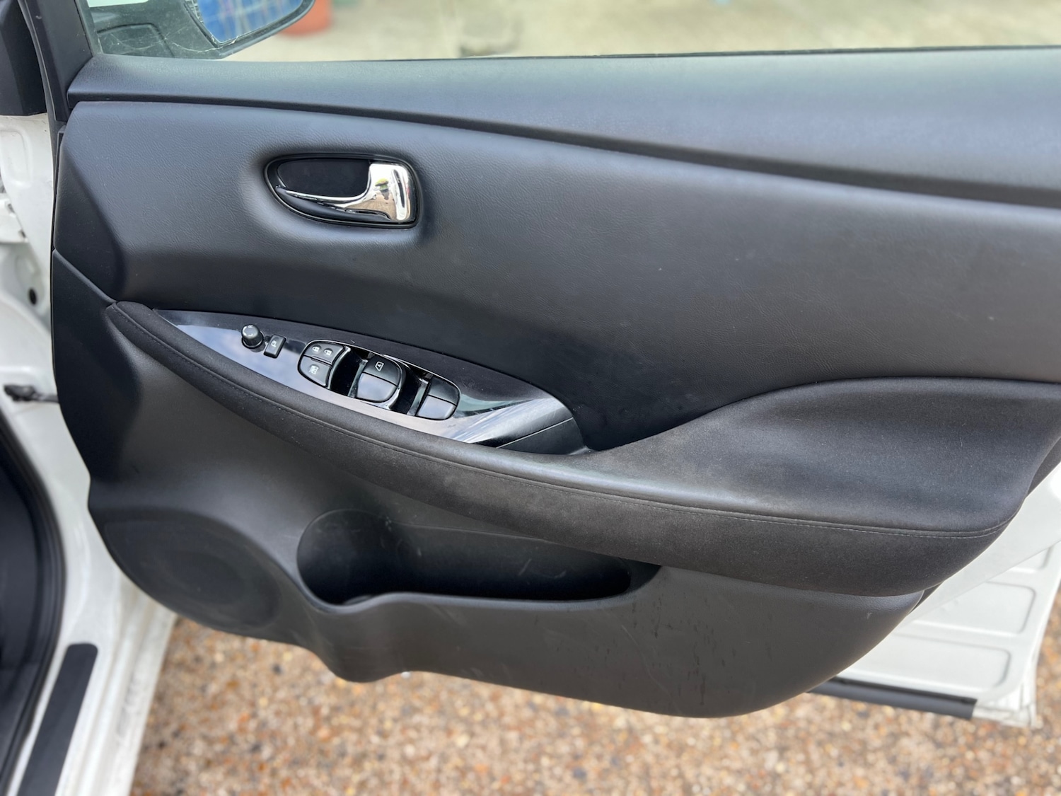 Used Nissan Leaf 2015 for sale - 77031796: Photo 8