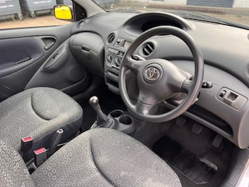 Used Toyota Yaris 2004 for sale - 78917603: Photo