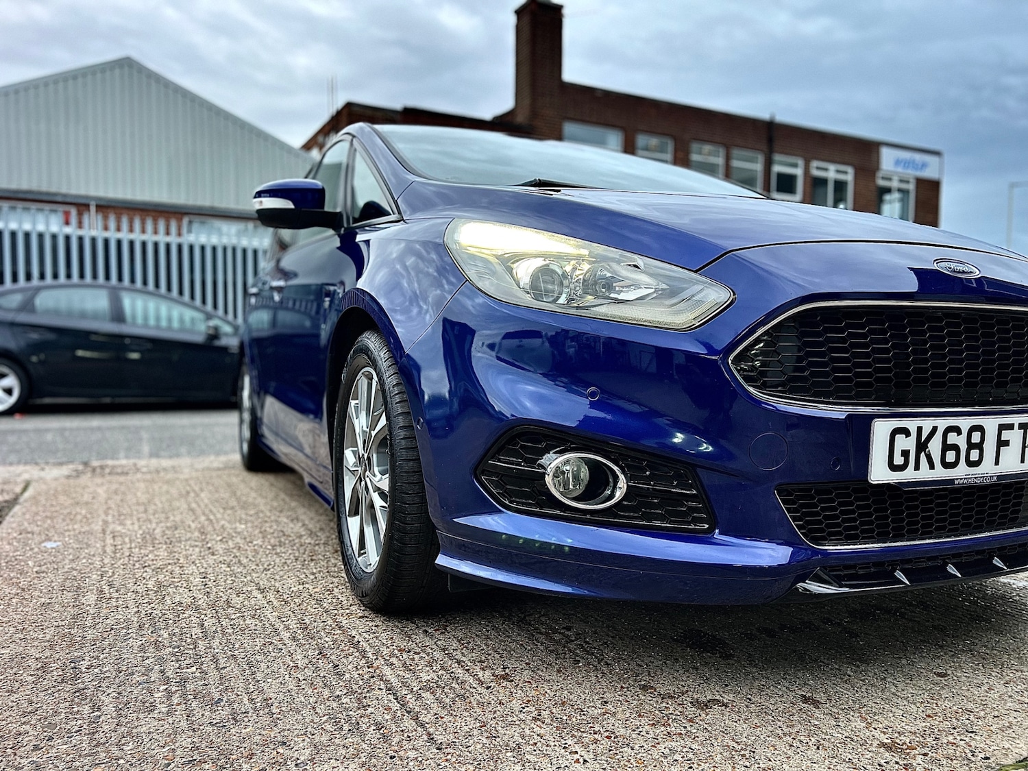 Used Ford S-Max 2018 for sale - 76358429: Photo 11