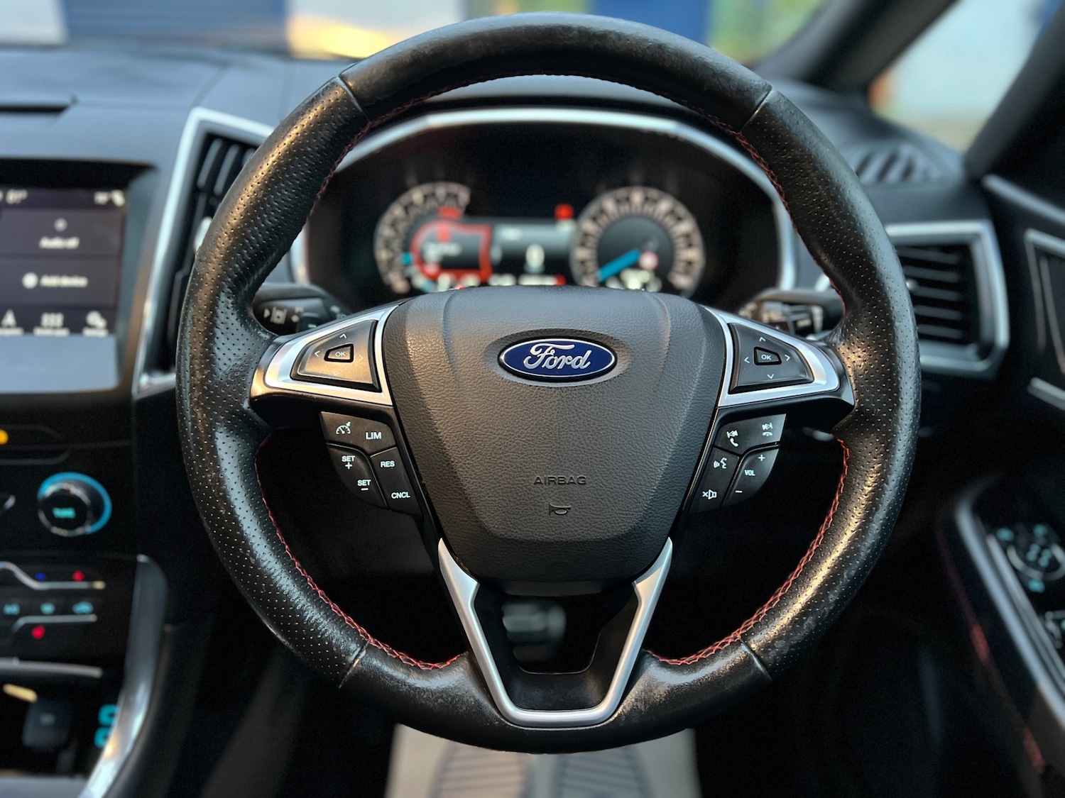 Used Ford S-Max 2018 for sale - 76358429: Photo 48