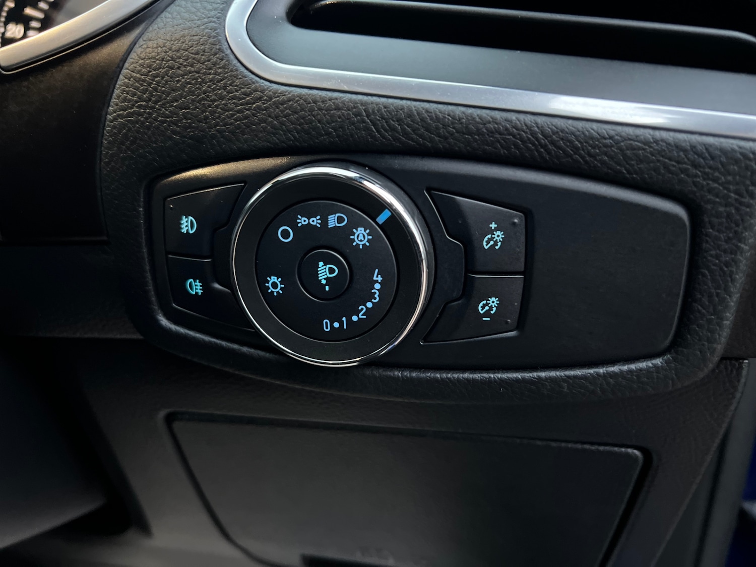 Used Ford S-Max 2018 for sale - 76358429: Photo 58