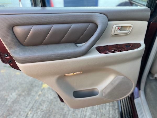 Used Toyota Landcruiser Amazon 2001 for sale - 75124965: Photo 38