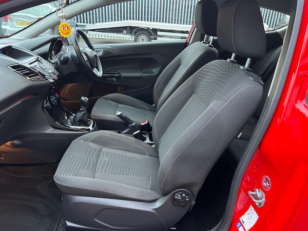 Used Ford Fiesta 2015 for sale - 76263431: Photo 15