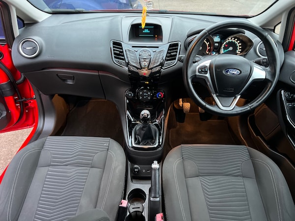 Used Ford Fiesta 2015 for sale - 76263431: Photo 17