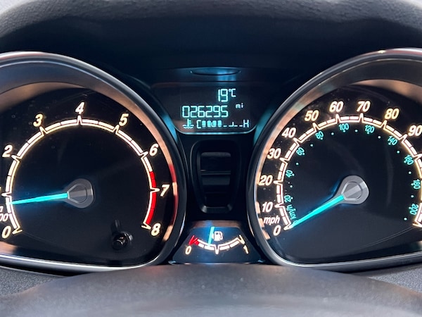 Used Ford Fiesta 2015 for sale - 76263431: Photo 27