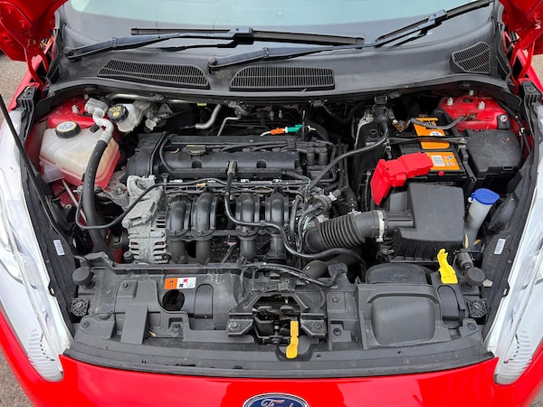 Used Ford Fiesta 2015 for sale - 76263431: Photo 28