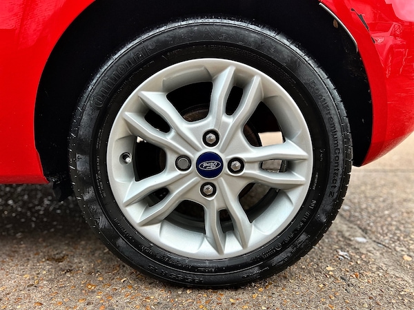 Used Ford Fiesta 2015 for sale - 76263431: Photo 34