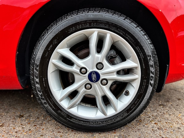 Used Ford Fiesta 2015 for sale - 76263431: Photo 35