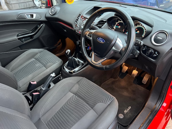 Used Ford Fiesta 2015 for sale - 76263431: Photo 7