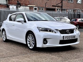 2012 (12) - 200h 1.8 SE-L Premier 5dr CVT Auto