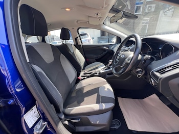 Used Ford Focus 2014 for sale - 79102027: Photo