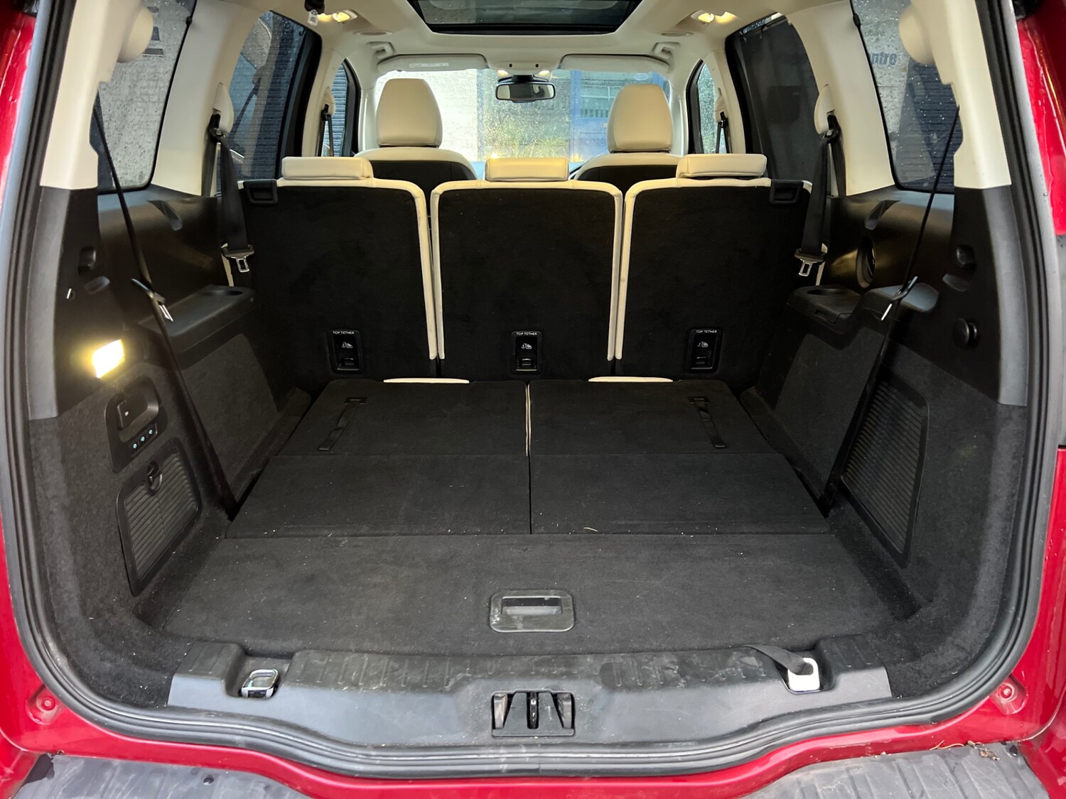 Used Ford Galaxy 2017 for sale - 76552588: Photo 48