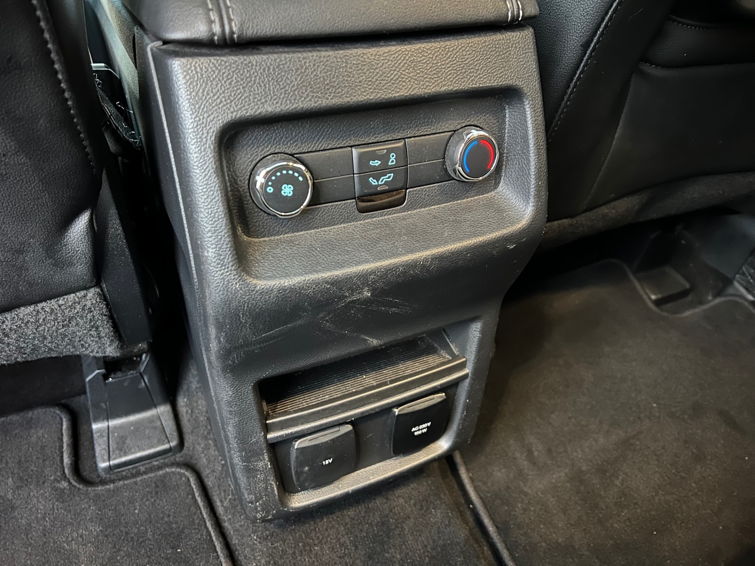 Used Ford Galaxy 2017 for sale - 76552588: Photo 57