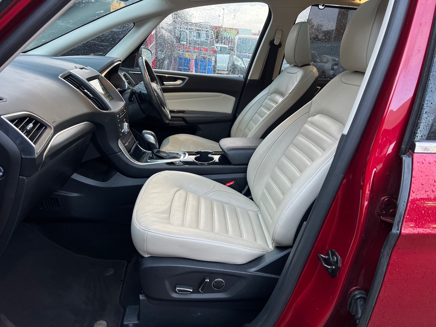 Used Ford Galaxy 2017 for sale - 76552588: Photo 71