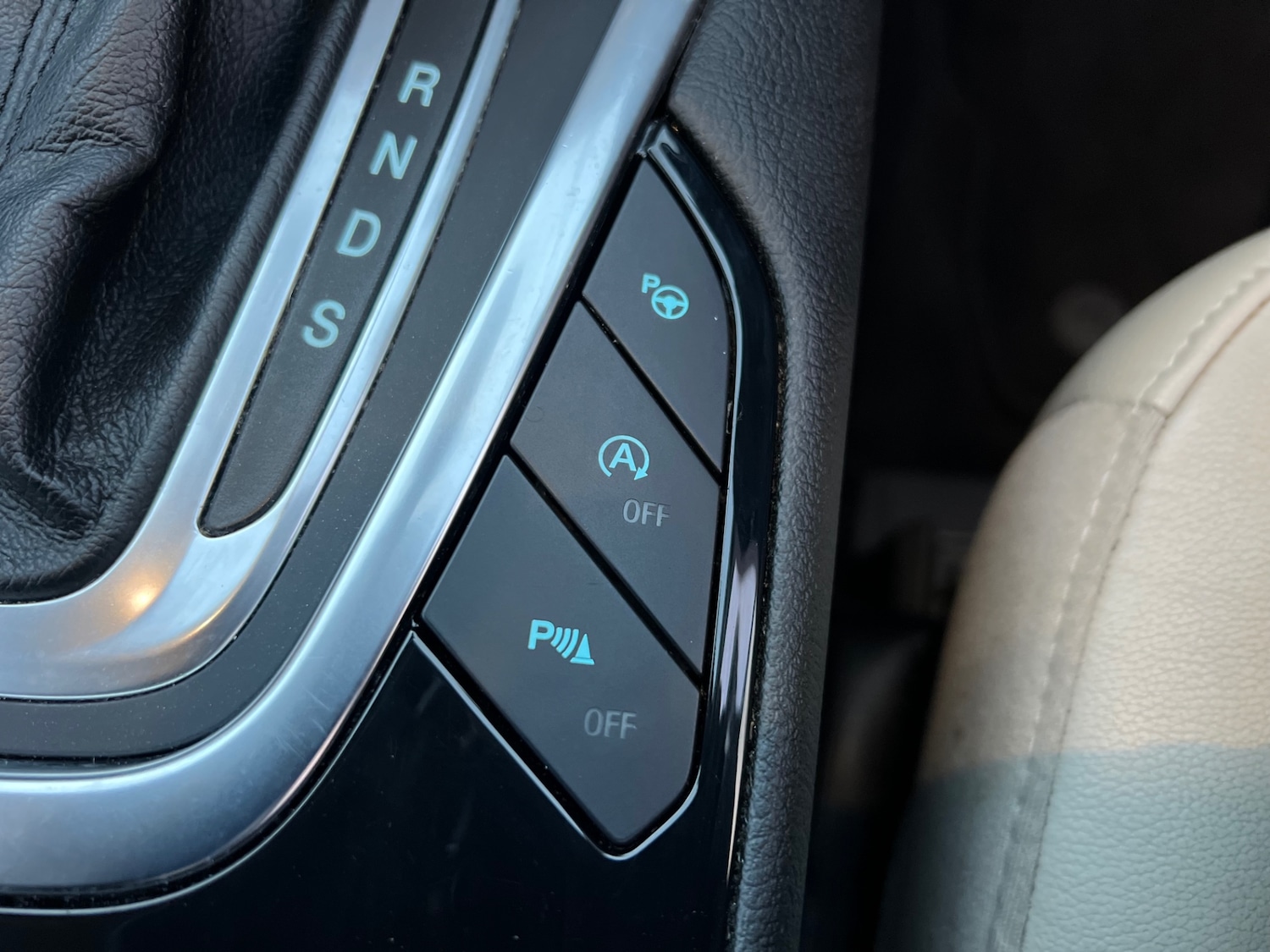 Used Ford Galaxy 2017 for sale - 76552588: Photo 77