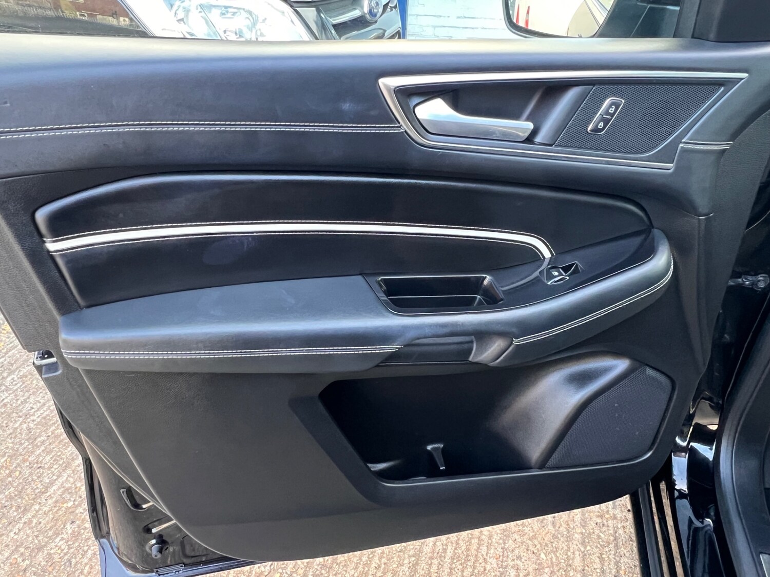 Used Ford S-Max 2017 for sale - 78038706: Photo 64