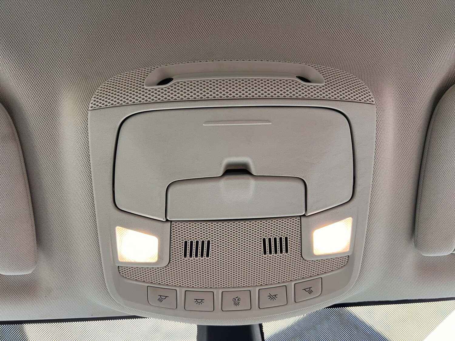 Used Ford S-Max 2017 for sale - 78038706: Photo 82